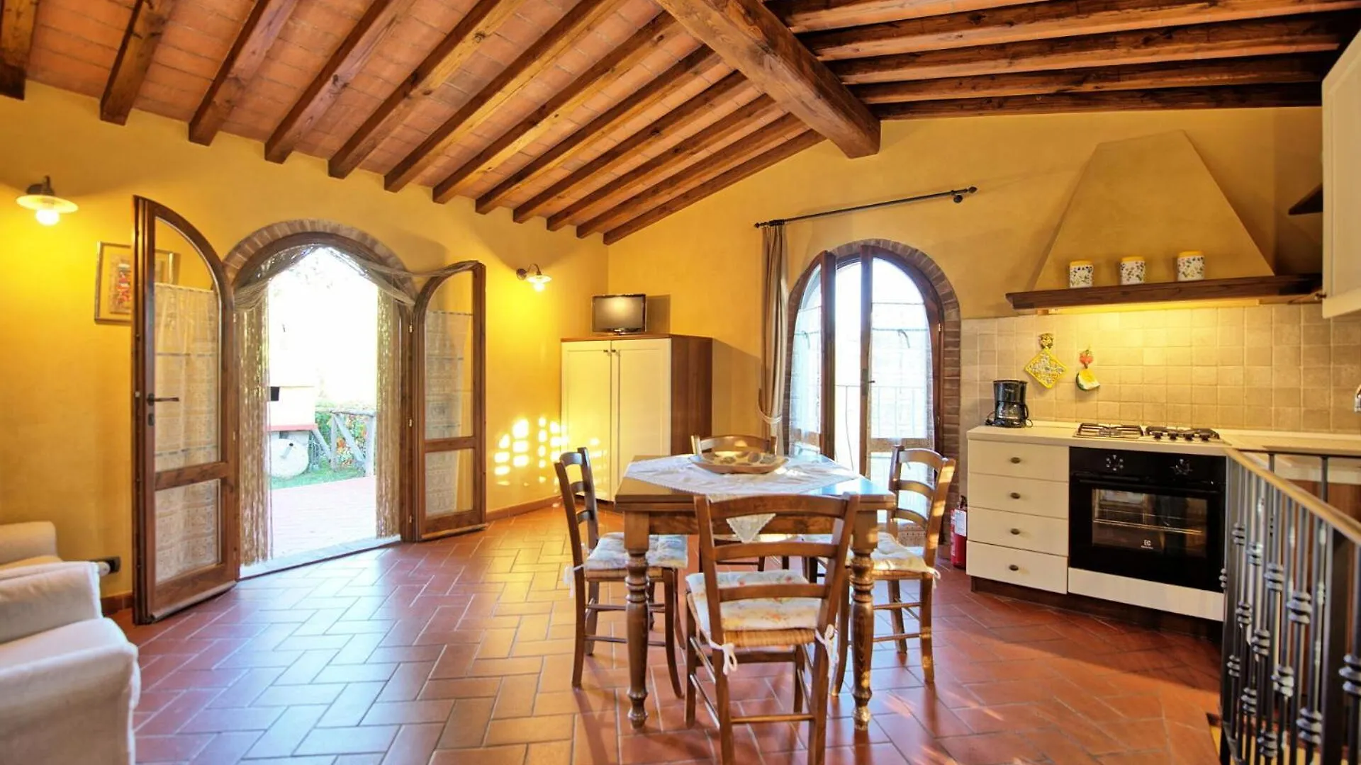 Casa Rossa By Posarellivillas Luia