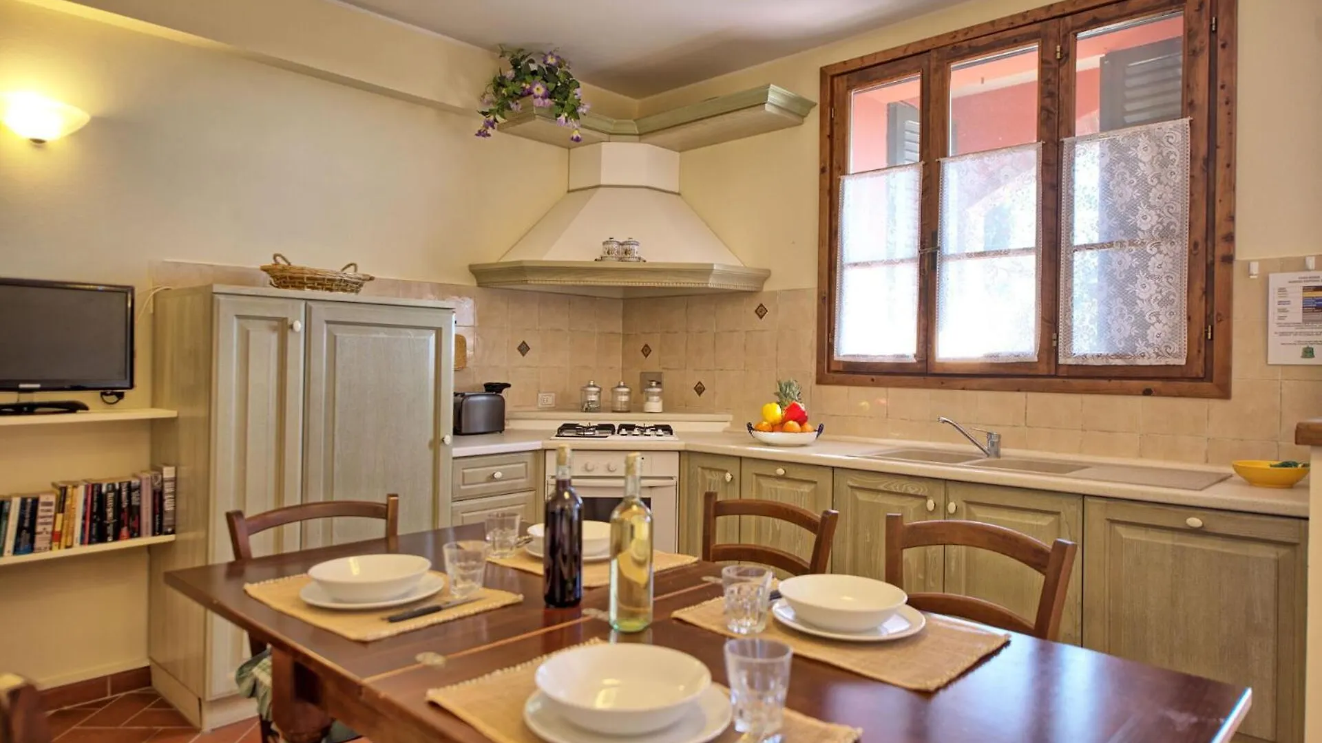 Country house Casa Rossa By Posarellivillas Luia