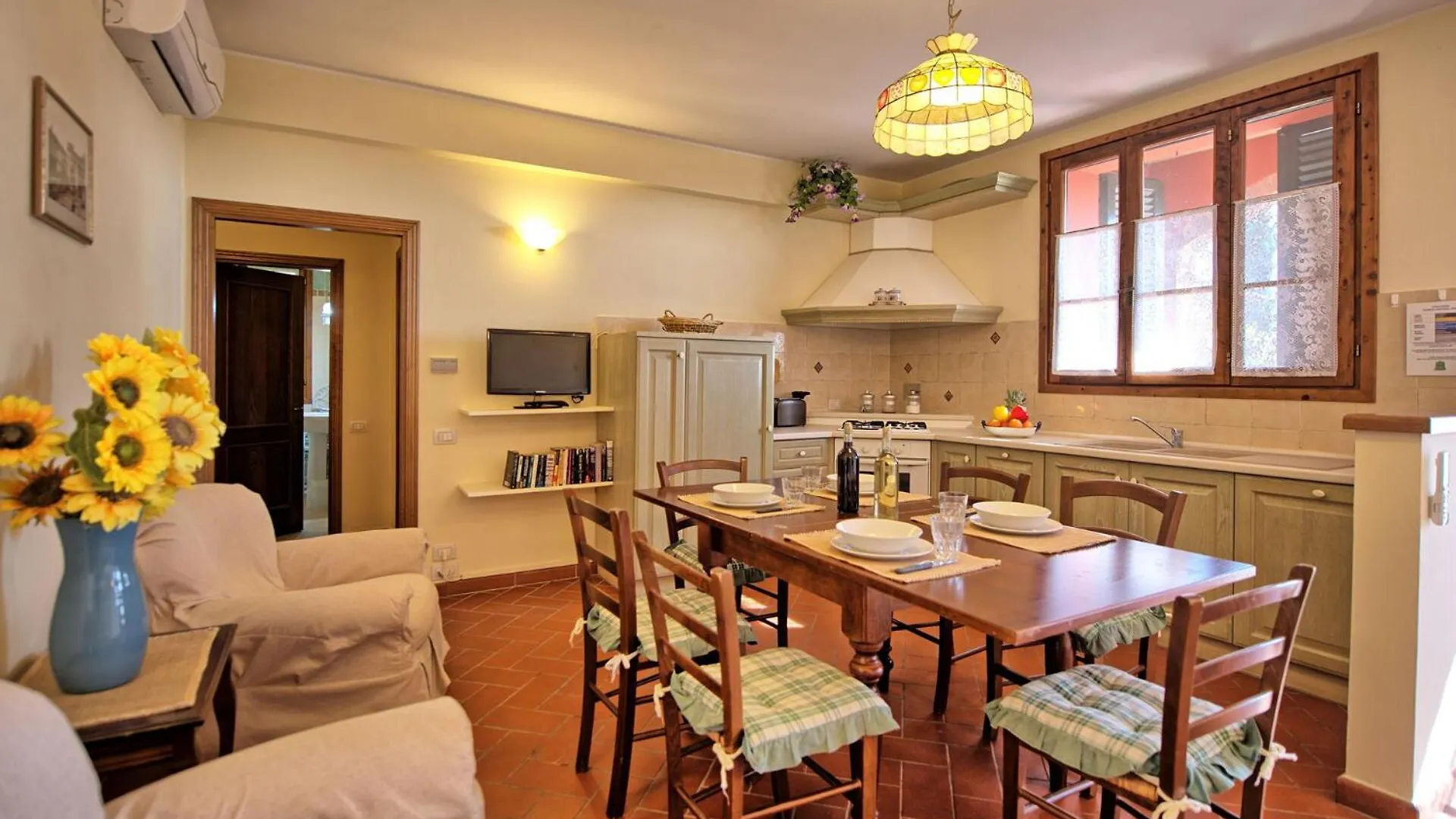 Casa Rossa By Posarellivillas Luia