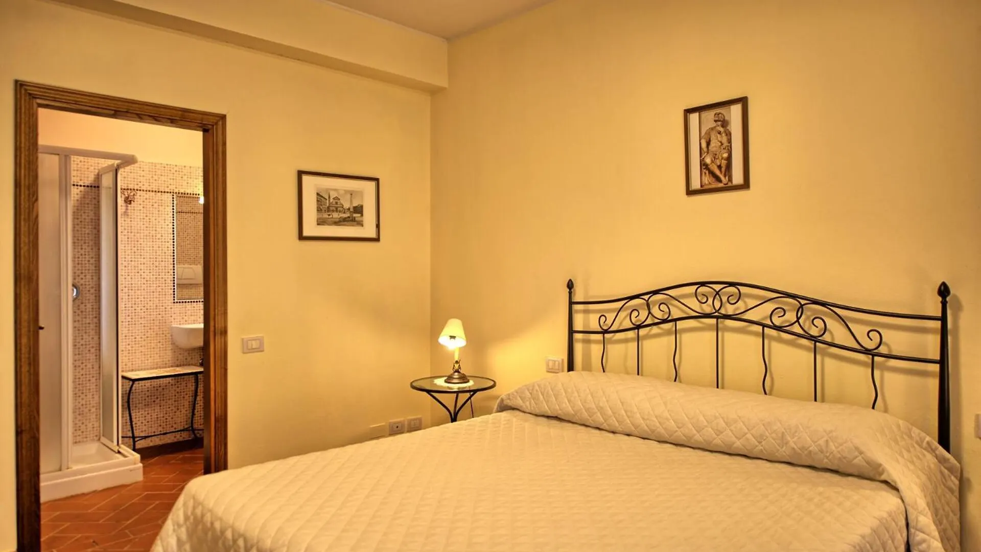 Country house Casa Rossa By Posarellivillas Luia