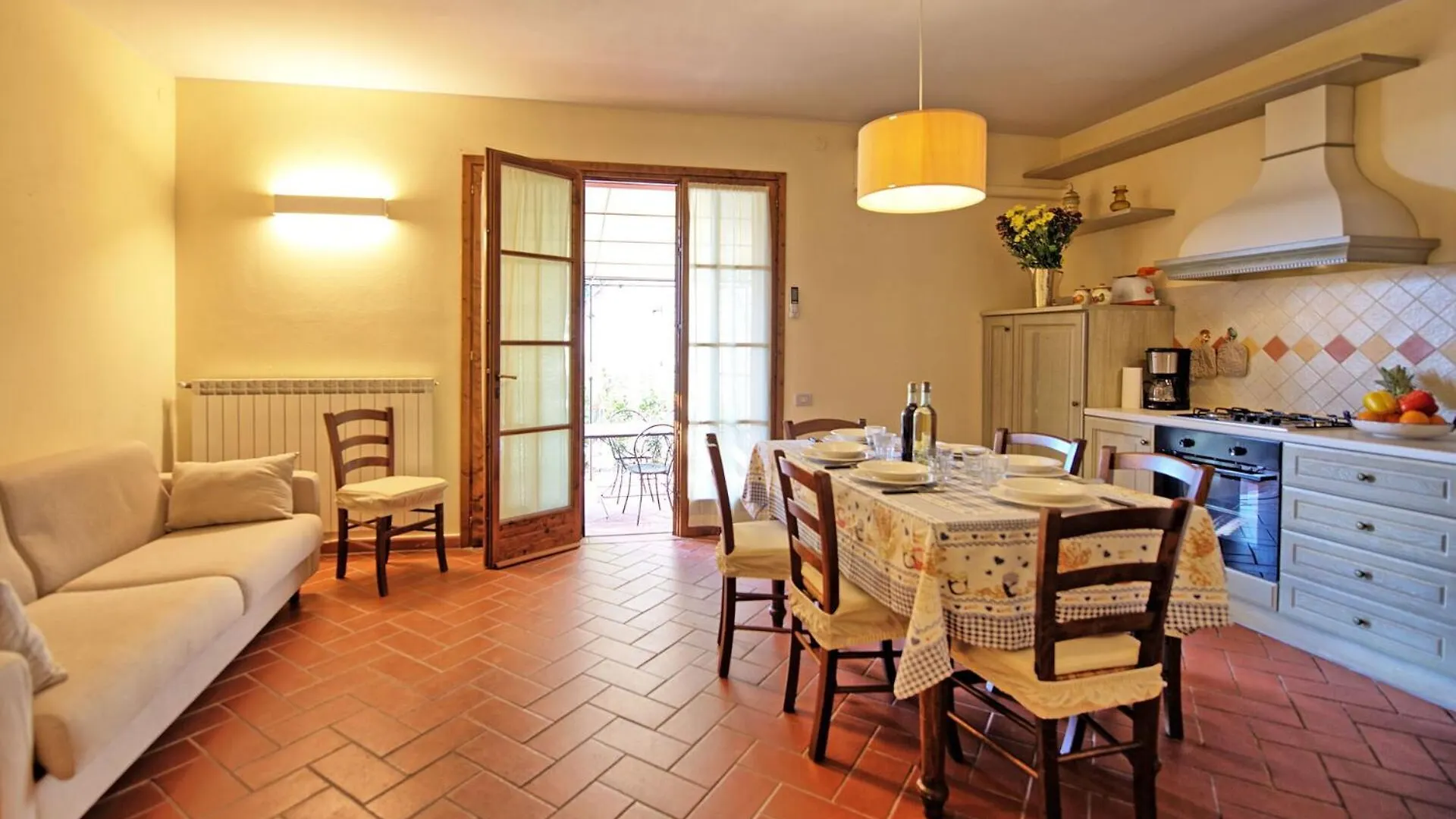 Country house Casa Rossa By Posarellivillas Luia