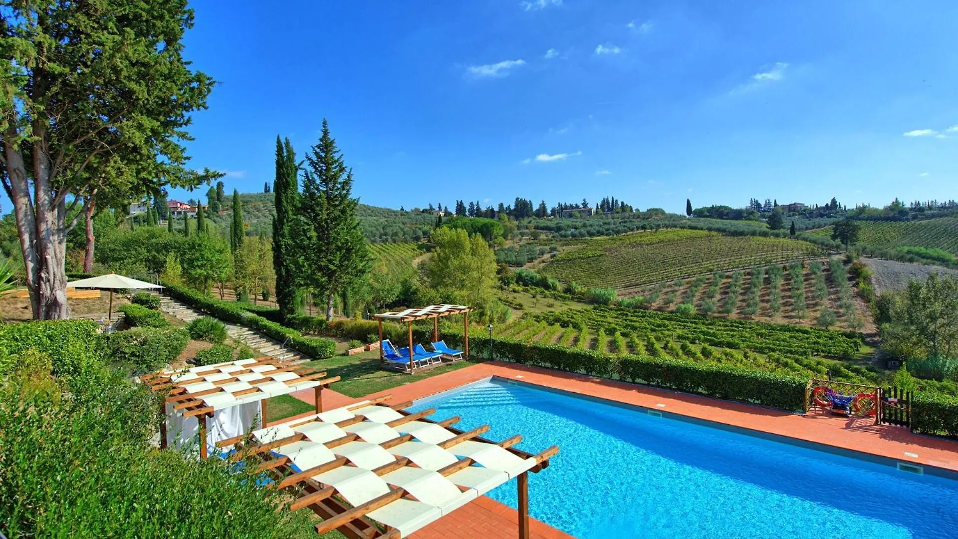 Country house Casa Rossa By Posarellivillas Luia Italy
